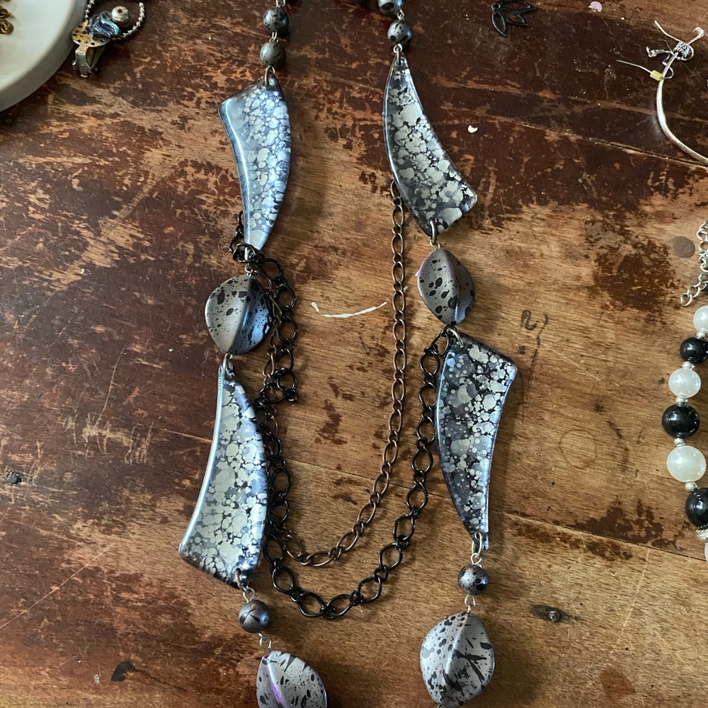 Elegant Black and Silver Estate  Necklace